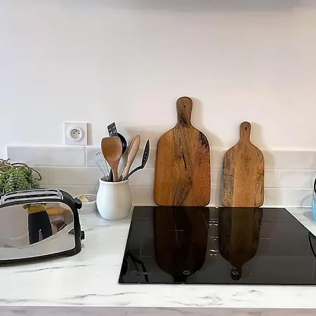 Le Simone: De Charme Coeur De Village, 2